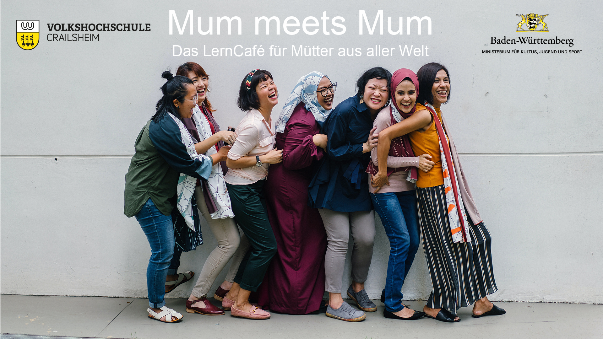 Foto: Plakat Integrationsprojekt "Mum meets Mum" an der vhs Crailsheim mit Frauen aus verschiedenen Ländern